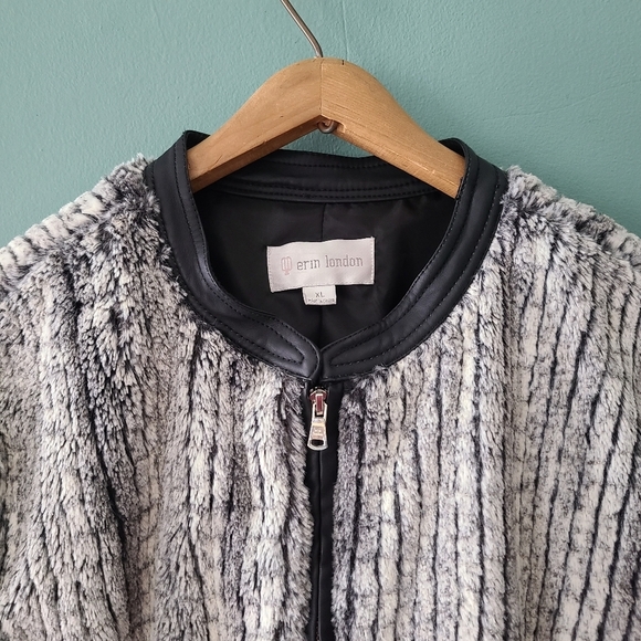 Erin London Inside Out Fur-Real Zip Jacket Size XL - Picture 3 of 13